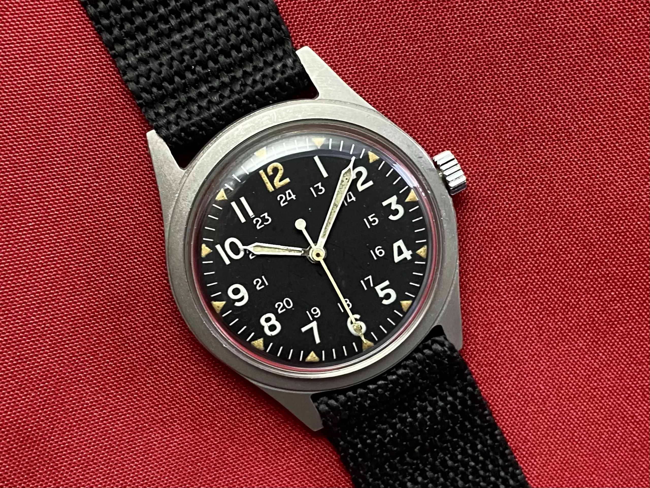 Benrus Vietnam Era MIL-W-3818B DTU-2A/P March 1969 Military