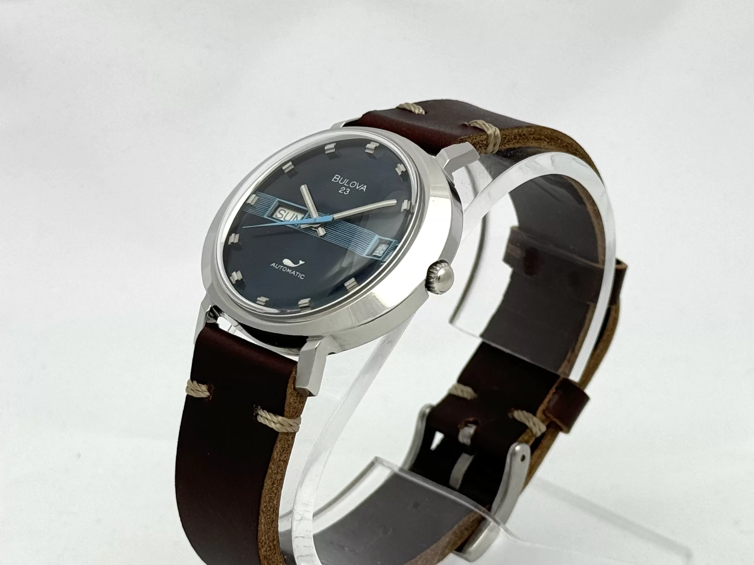 Bulova SeaKing Oval Case 11AOACB Vintage Automatic Men’s Watch