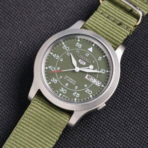 Seiko 5 7S26-02J0 Automatic Day Date Military Style Preowned Watch